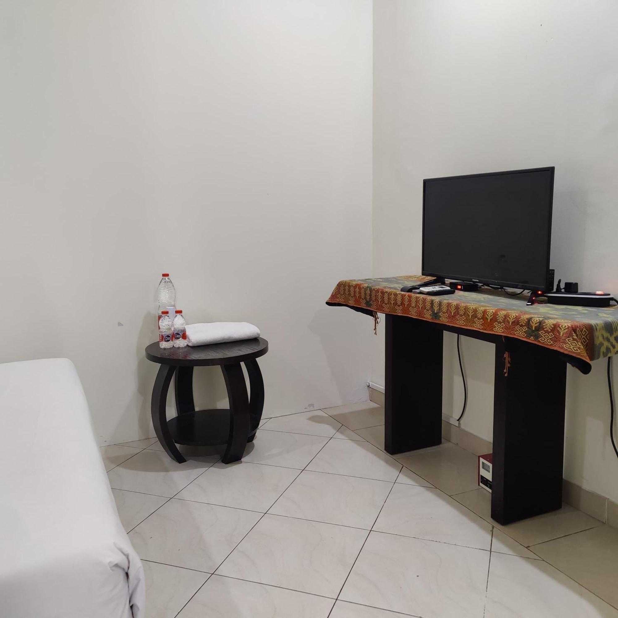 My Home By Flat06 Jakarta Exteriör bild