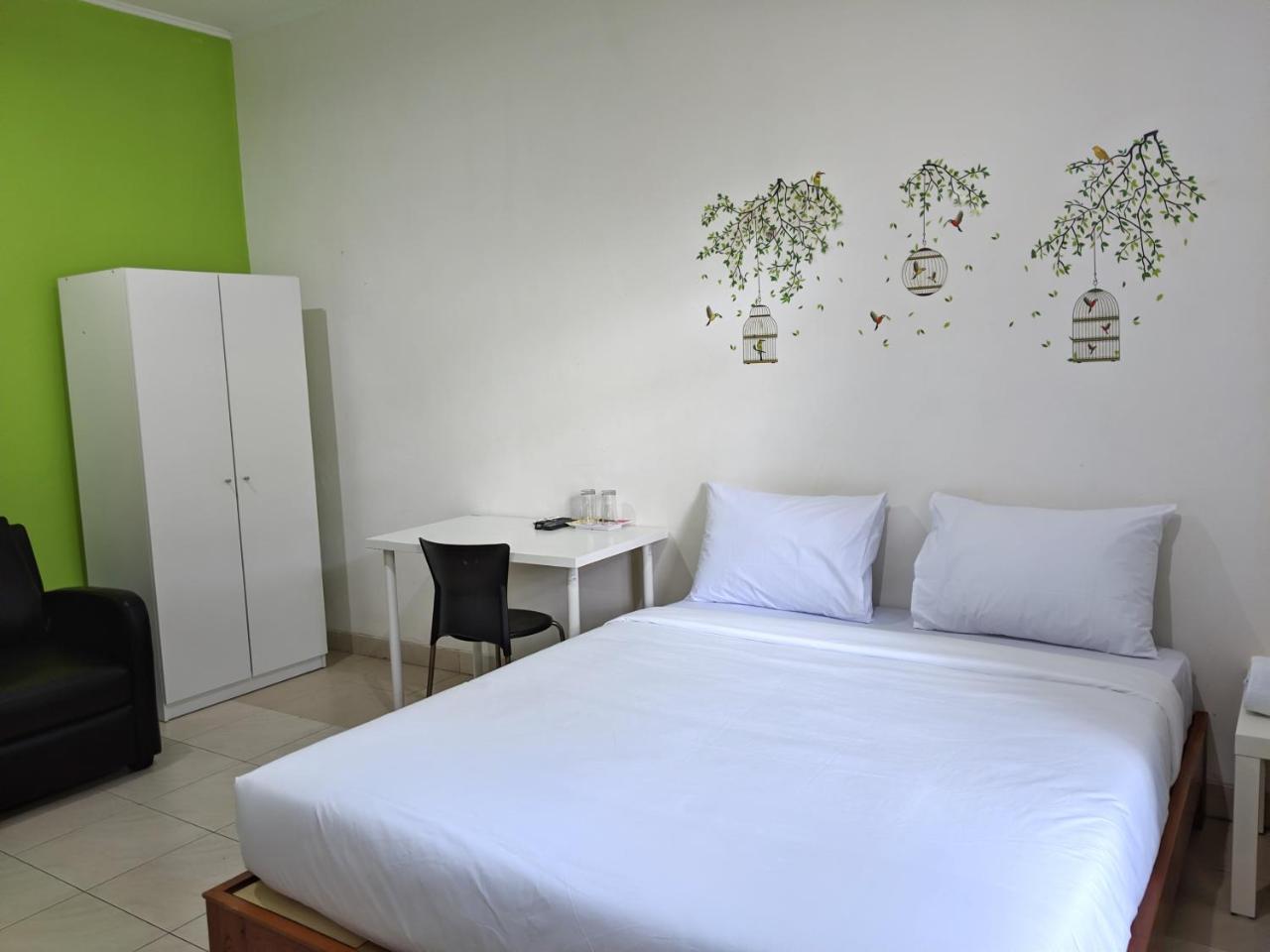 My Home By Flat06 Jakarta Exteriör bild